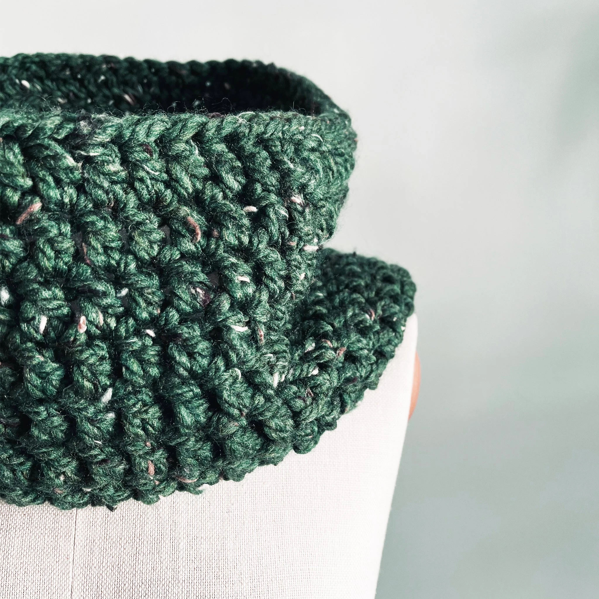 Relaxed Cowl Scarf | Kale