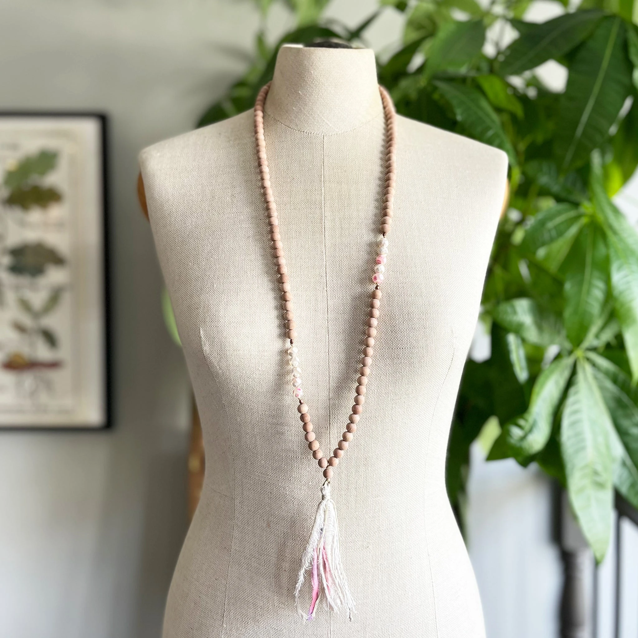 Wood Necklace with Tibetan Agate
